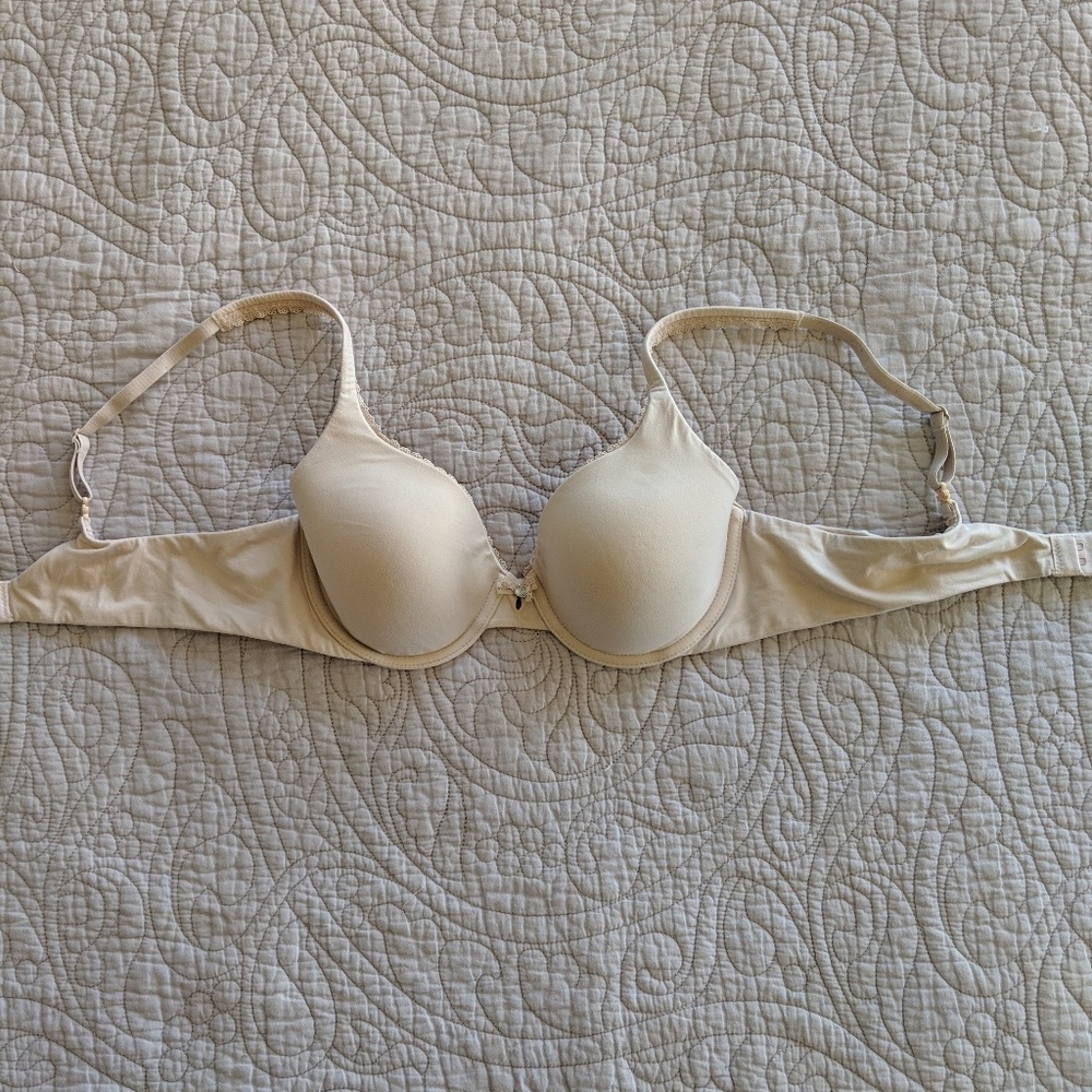 Victoria's Secret nude comfortable 36B bra